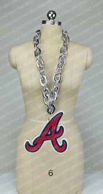 New MLB ATLANTA BRAVES SILVER Jumbo Big Fan Chain Necklace Foam MI USA - Image 1 of 3