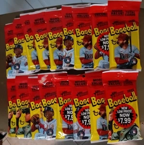 17x 2022 Topps Heritage Baseball Factory Sealed Hanger Value Packs - Bild 1 von 1