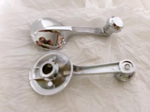C-1 CORVETTE 1956 - 1962 HEAVY CHROME WINDOW CRANK HANDLE PAIR NEW - Bild 1 von 2