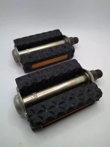 9/16" Vintage Cecor Bicycle Pedals w/ Reflectors 3.75"x2.75" CEC 300 - Picture 1 of 8