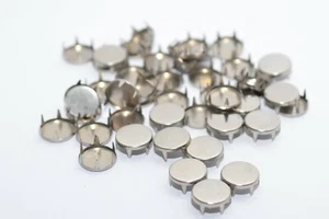 Ziernieten / Nieten / Krallenniete, Ø14 mm, Nickel, Rund-Flach, USA, 80er Jahre - Picture 1 of 8