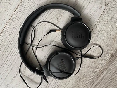 JBL TUNE 500 On Ear Headphones - Black - Image 1 of 2