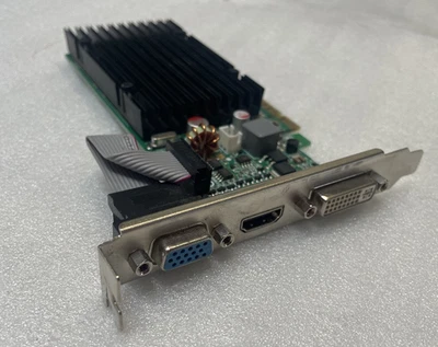 GEFORCE 8400 512MB DDR3 512-P3-1301-KR VGA GRAPHICS CARD - Image 1 of 4