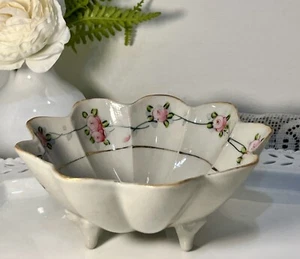 Vintage Nippon handbemalt Bonboniere mit gewelltem Fuß Goldrand/Bone China - Bild 1 von 6