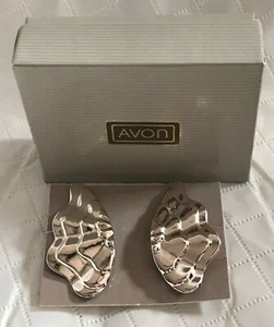 Avon Silver Plated Enchanted Wings Earrings Vtg 1986 Fashion Earrings - Picture 1 of 4