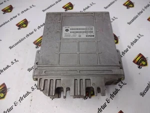 Chrysler Voyager Engine Control Unit 0281001333 P04686660AB - Picture 1 of 2
