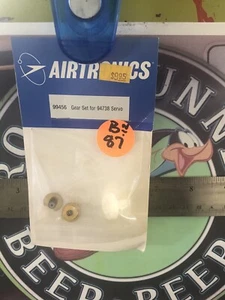 VINTAGE AIRTRONICS 99456 SANWA SERVO GEAR SET 94738 NewInPackage🇺🇸USA Shipp - Picture 1 of 6