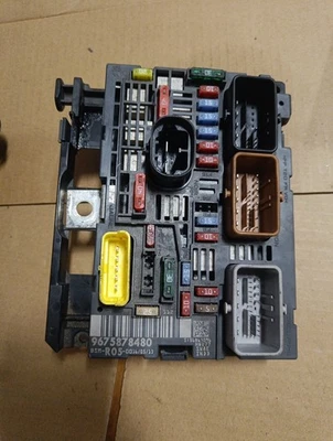2013 PEUGEOT Citroen BSM Under Bonnet FUSE BOX 1.6 DIESEL 9675878480 R05 #1125 - Image 1 of 2