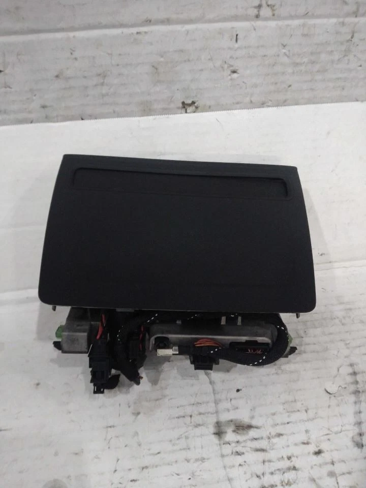 Info-GPS-TV Screen Display Color Screen Fits 15-17 AUDI A3 549767 - Image 1 of 4