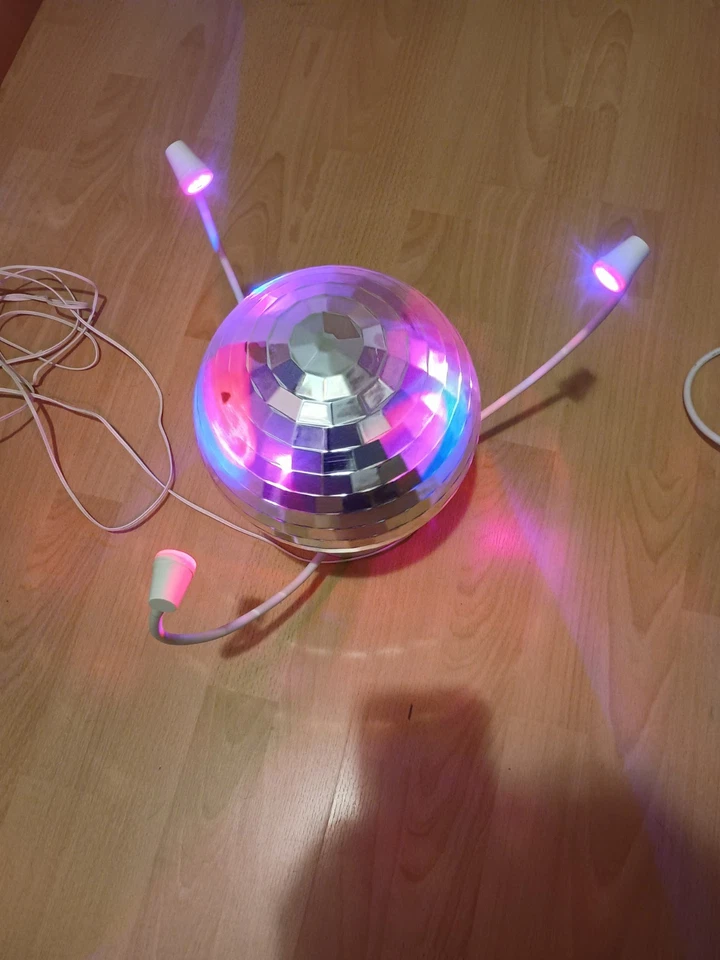 IKEA Discokugel LED "Dansa" - Partylicht + drehende Deckenleuchte - Bild 1 von 4