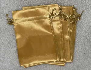 Knitial Brand 5” X 8” Gold Satin Drawstring Bags -20 Count - Picture 1 of 3