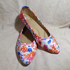 🩰 So Pointy Toe Ballet Flats sz 10 M Multicolor Flowered Fabric; Cushioned