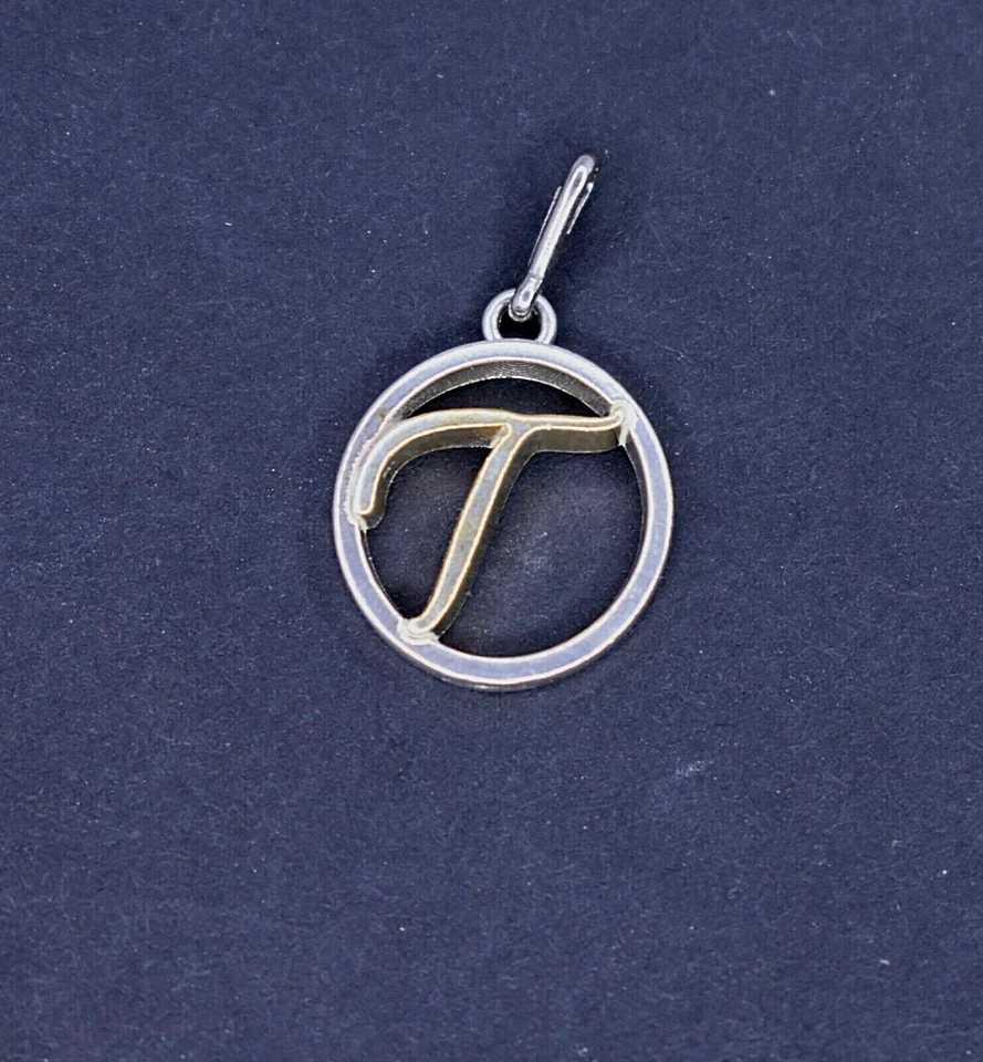NUEVO NUEVO SIN ETIQUETAS Alex and Ani Cadena Estación Letra Iniciales T Dos Tonos Dije Dorado Plata Foto 1 de 1