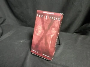 Vintage VHS Tapes/Movies The X Files - Picture 1 of 3