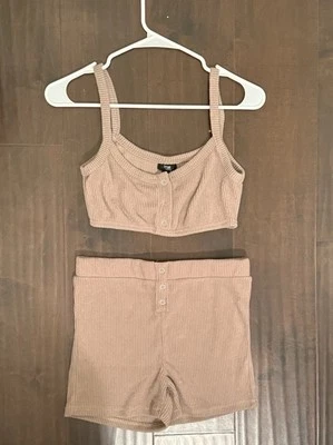 Juego de pijama para mujer Rue21 acanalado tono moca - talla M Foto 1 de 4