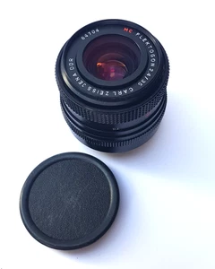 Carl Zeiss Jena DDR 35mm MC Flektogon f/2.4 Screw Mount Lens - - Picture 1 of 5
