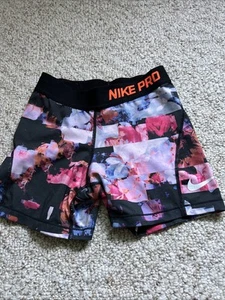 Nike Girls Shorts Size M - Picture 1 of 3
