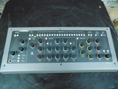 Consola Softube 1 MKII MK2 USB Hardware Studio Controlador Totalmente PROBADO Foto 1 de 4