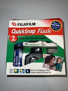 FujiFilm QuickSnap Flash Camera 2 Pack 35mm. New - Picture 1 of 7