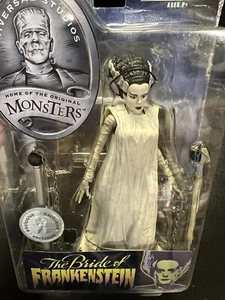 Toys R Us Exclusive Universal Monsters The Bride of Frankenstein Diamond Select - Picture 1 of 12