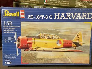 AT 16 T 6 G Harvard Kit model plastic 1/72 Revell N°4198