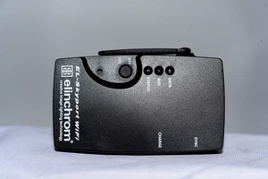Elinchrom EL19356 EL-Skyport WiFi . "NEW MINT+" BOX, INST. & ACCESS. DISPLAY. - Picture 1 of 5