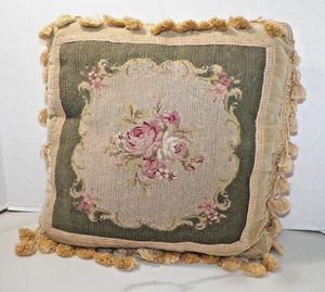 ZWEI (2) VINTAGE BLUMEN NADELKISSEN BEIGE GRÜN 14" x 14" - Bild 1 von 9