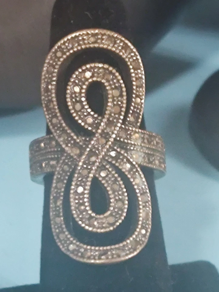 Lucky Brand Brass Marcasite Figure Eight North South Infinity Ring Size 6.5 - Image 1 of 4