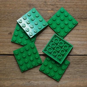 LEGO 3031 Dark Green Plate 4x4 Qty 6 - Picture 1 of 1