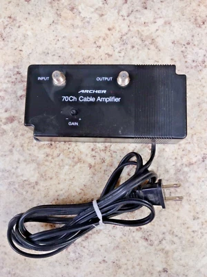Archer 70 CH 20 dB Signal Cable Amplifier, Black, Cat No 15-1112 - Image 1 of 2