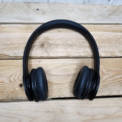 Beats by Dr. Dre Solo HD Wired Headphones Black Very Clean Works Great. No Cable - Image 1 of 4