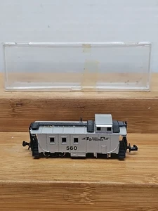 Spur N Model Power "Radio Equipped" 560 Caboose - guter Zustand - Bild 1 von 9