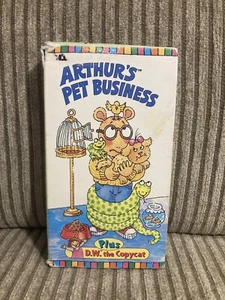 Arthur’s Pet Business VHS Tape Plus D.W. The Copycat VHS Tested - Imagen 1 de 2