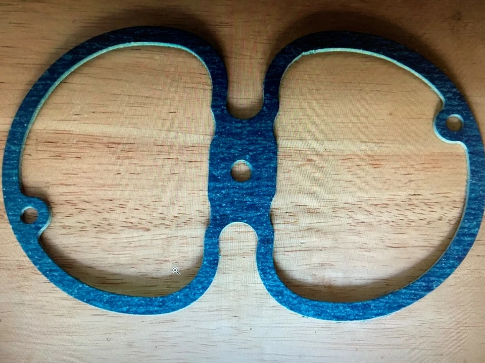 ВИНТАЖНЫЙ BMW R25/2-R26 + 27, R51/3-R67/3, R50-R60/2 +/5 /6-RS ПРОКЛАДКА КРЫШКИ КЛАПАНА НОВЫЙ - Изображение 1 из 1