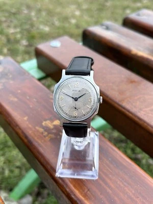 Vintage Watch Pobeda Soviet Made In USSR Mechanical Retro Wristwatch 1980s - image 1 of 4