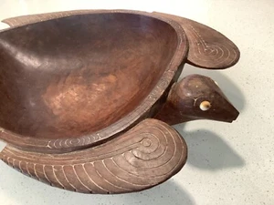 DE COLECCIÓN PAPÚA NUEVA GUINEA MADERA MACIZA TALLADA A MANO/DECORADA CUENCO TORTUGA PROFUNDA - Imagen 1 de 10