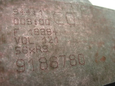 THROTTLE BODY Volvo S40 V40 2000 00 2001 01 02 03 04 9186780 778019 - Image 1 of 4