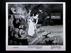 Blancanieves - Enanos limpiando la casa Walt Disney foto reimpresión no original - Imagen 1 de 2