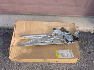 Chevrolet GM OEM 06-10 Cobalt Front Door-Window Regulator 15900274 15275363 - Picture 1 of 8