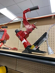 POWERMATE VX FLOOR STAPLER 5/8 - Picture 1 of 3