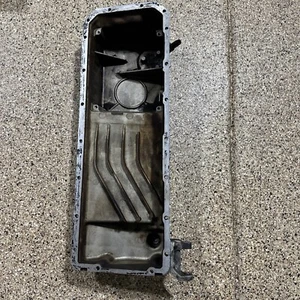 1990-97 Jaguar XJ6 X300 XJS 4.0L Engine Motor Oil Pan EBC10430 Used - Picture 1 of 7