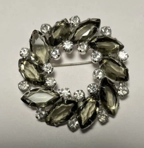 Vintage Faux Smoky Quartz and Clear Rhinestone Wreath Shaped Brooch Prong Set - Picture 1 of 9