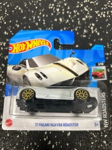 PAGANI 17 HUAYRA ROADSTER WHITE Hot Wheels 1:64 **COMBINE POSTAGE** - Picture 1 of 1