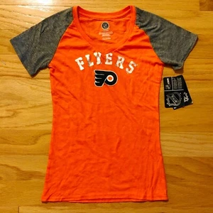 Philadelphia Flyers NHL Orange/Grey T-Shirt Girls Size(Medium Age 7~8) - Picture 1 of 2