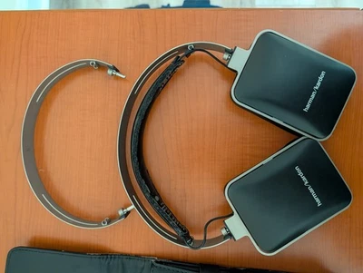 Harman Kardon BT Wireless Over-Ear Headphones. Original Owner- In Great Shape🔥 - Image 1 of 4