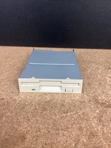 Vintage Teac FD-235HF 3.5-Inch Internal Floppy Disk Drive in 5-1/4 With Housing - Photo 1/3