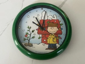 Peanuts Musical (Hourly) Hanging Wall Clock (2010 United Feature Syndicate) - Picture 1 of 3