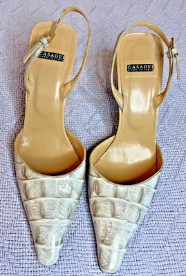 De Colección Casadei Beige/Taupe Cocodrilo Cuero Repujado Tacones Cordones Punta, Talla 8 Foto 1 de 4
