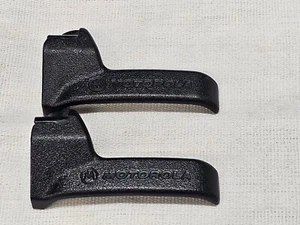 2 Motorola XTS2500 2250 MT1500 4385665D01 Remote Speaker Mic RSM Adapter Clip - Picture 1 of 7
