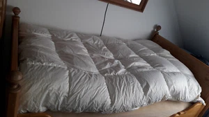 Daunendecke Kassettendecke Daunenbett 100% Daunen 155x220 cm - Bild 1 von 10